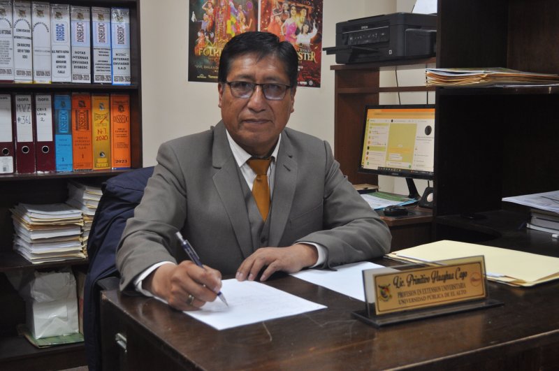 Lic. Primitivo Huayhua Cayo