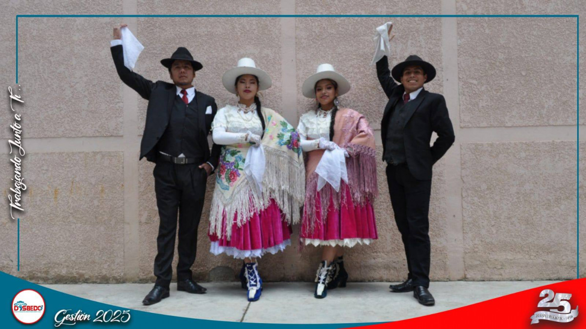 Ballet Folklórico de la UPEA engalana la Sesión de Honor del Área Social