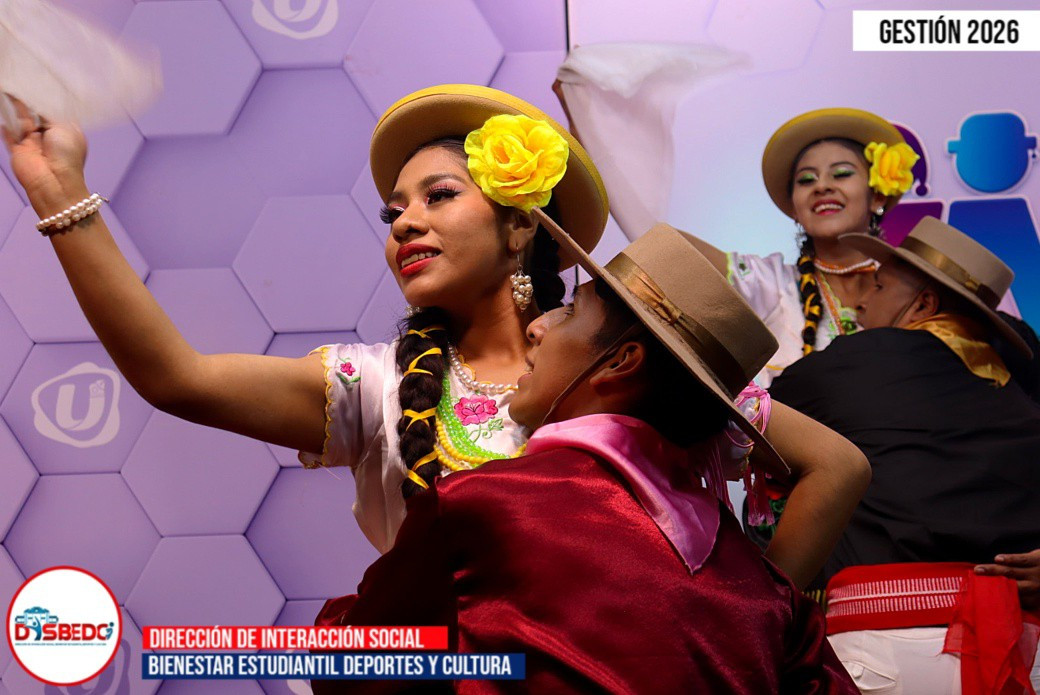 El Ballet folklórico de la UPEA rinde homenaje a Tarija.