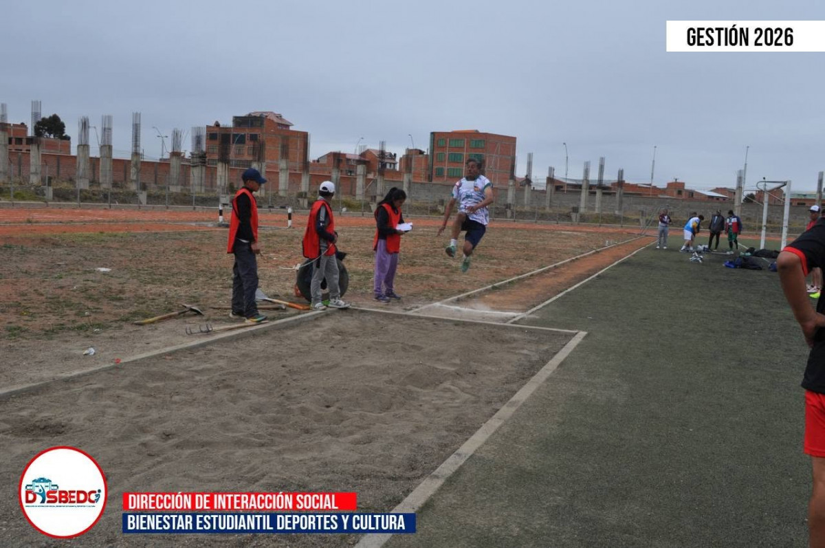 Las diferentes disciplinas de atletismo se llevaron a cabo con entusiasmo y disciplina.