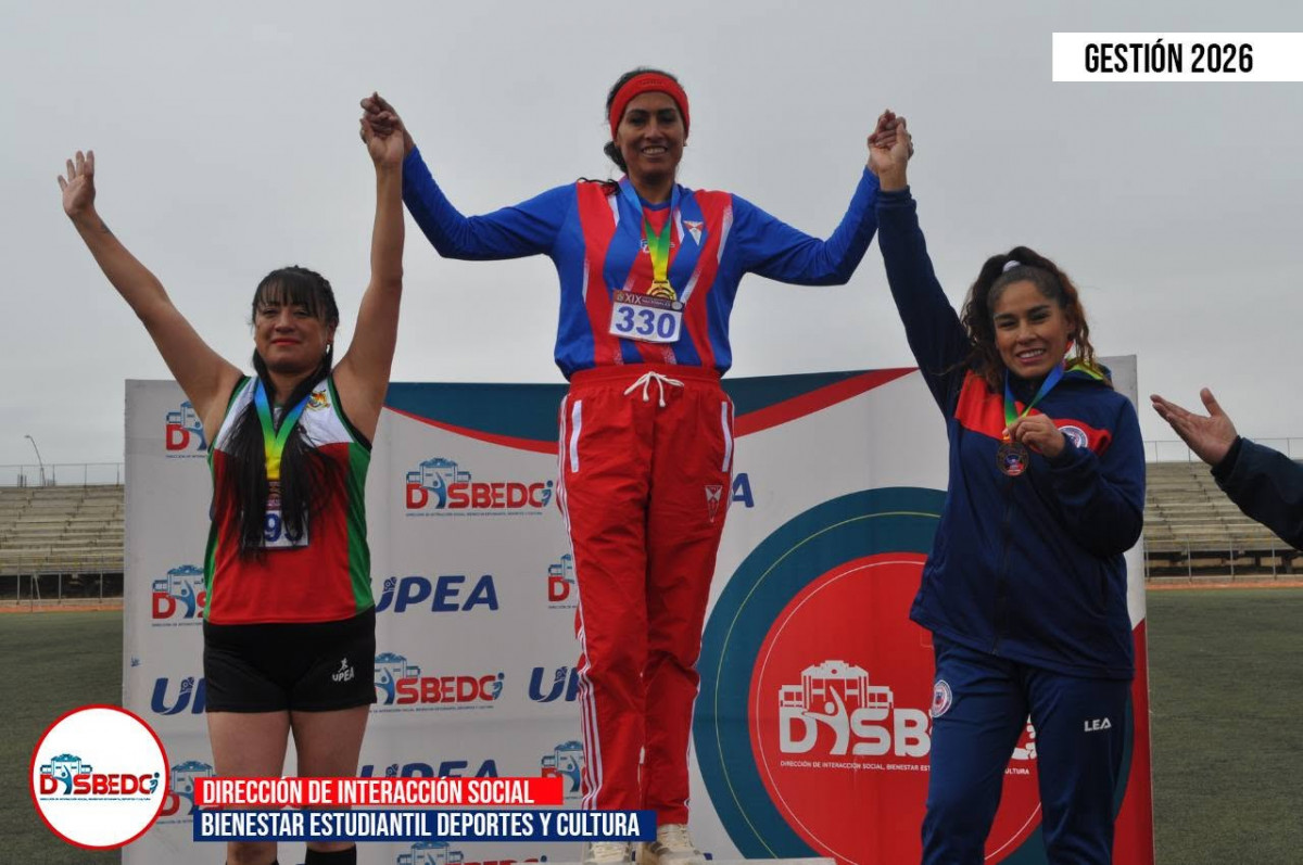 Premiación de la categoría femenina en las diferentes disciplinas de atletismo.