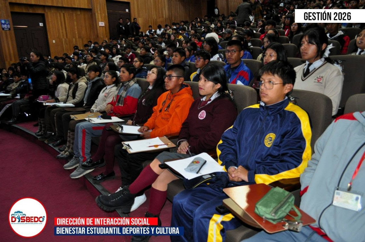 La UPEA llevó a cabo la Olimpiada Estudiantil de Matemáticas “MATETRÓNICA”, dirigida a estudiantes de distintas unidades educativas.