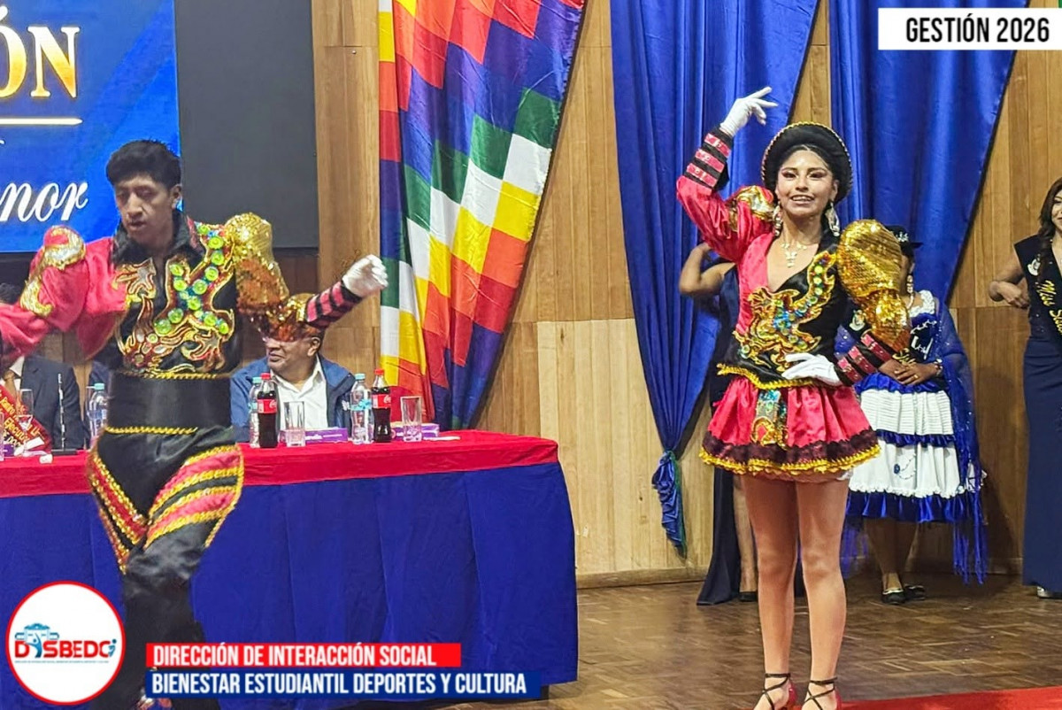 Ballet Folclórico UPEA engalanó la Sesión de Honor por el XXVI aniversario de Ingeniería de Sistemas