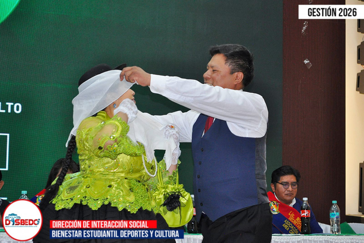 El ballet folklórico de DISBEDC–Cultura destaca en la inauguración del año académico de Trabajo Social de la UPEA