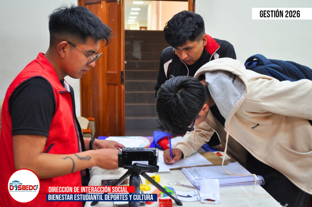 La Universidad Pública de El Alto realizó el Casting del Elenco Folklórico Oficial con amplia participación estudiantil.