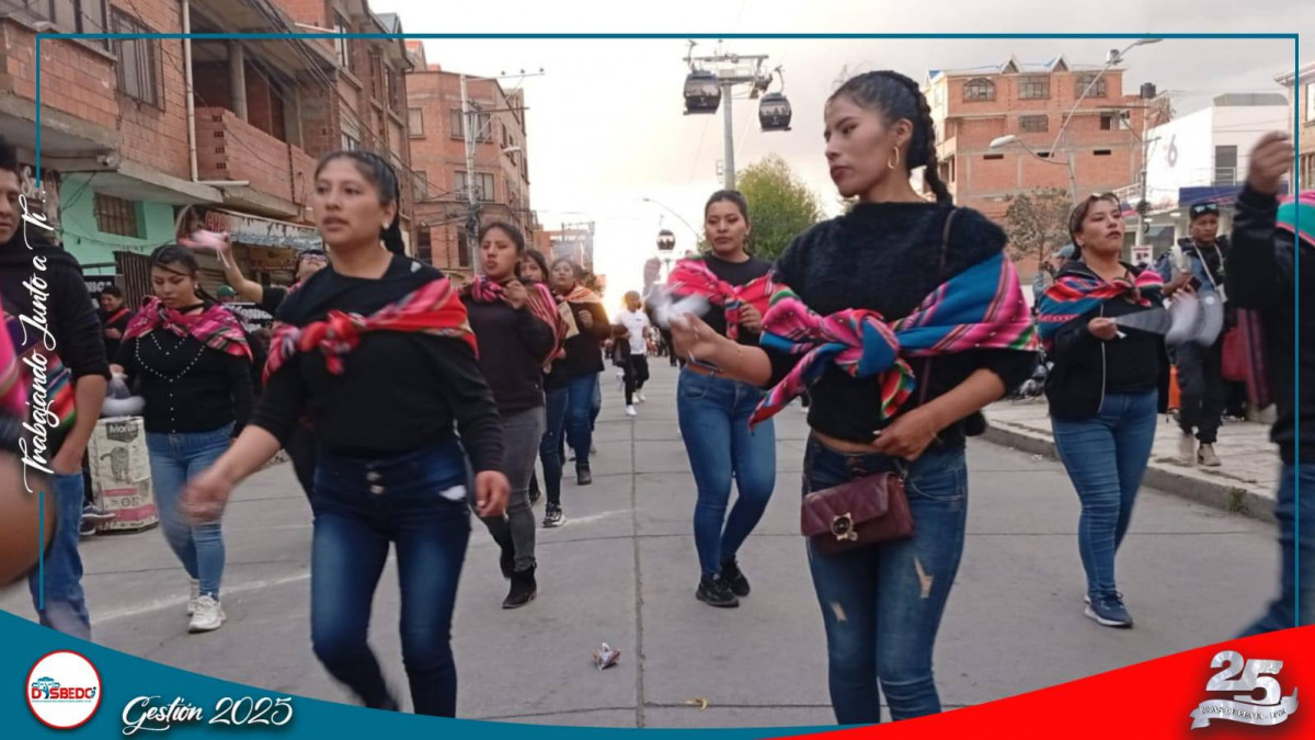 ¡Ensayo General rumbo a la Entrada Folklórica UPEA 2025!