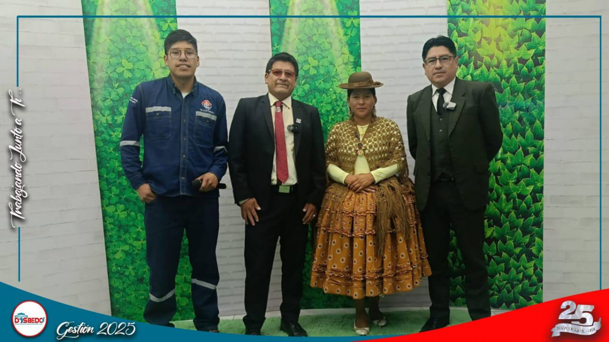 Ingeniería Electrónica y DISBEDC visitan el programa de Vos TV rumbo a la Entrada Universitaria UPEA 2025